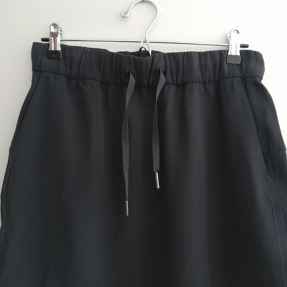 Lululemon On The Fly Woven Skirt Black Size 8 - Picture 5 of 15